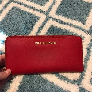 Michael kors wallet